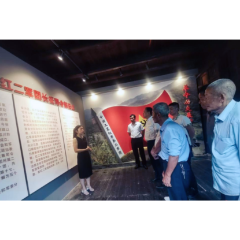 寻迹长征路 走好振兴路——新化县炉观镇永嘉社区开展“七一”主题党日活动