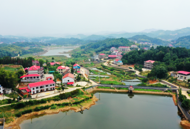娄星区河南河北屋场：不等不靠，幸福生活自己造