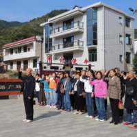 “永远跟党走 浓浓敬老情”——娄底市市场监管局举行系列活动欢度重阳节