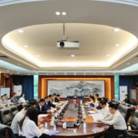 娄底市政府与湖南湘江鲲鹏信息科技有限责任公司签订战略合作框架协议