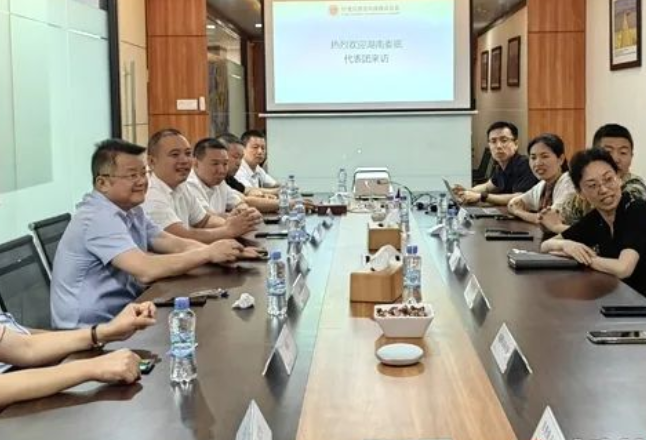 新化红茶走进印尼 李铁雄率团拜访印尼中国商会总会