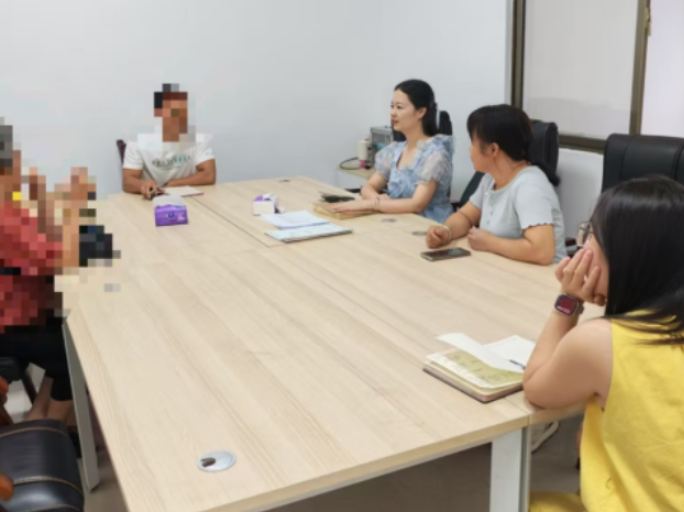 警惕“代理退保”骗局!中国人寿双峰支公司助客户追回手续费