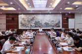 曾超群主持召开2025年娄底市生态环境和国土空间规划委员会第一次全体会议