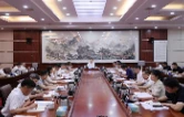 曾超群主持召开2025年娄底市生态环境和国土空间规划委员会第一次全体会议