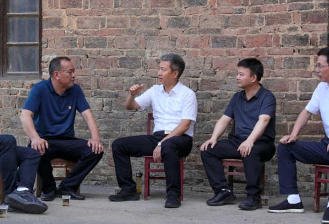 曾超群赴娄星区调研：以高质量党建引领乡村全面振兴