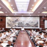 曾超群：深学笃行习近平经济思想 加快建设现代化新娄底