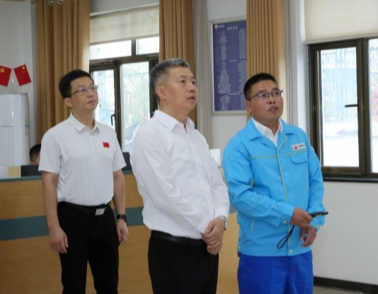 曾超群赴娄底经开区检查安全生产工作：力戒形式主义官僚主义 织密织牢安全监管网