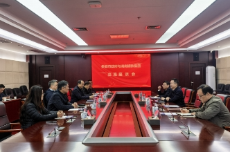 何朝晖到湖南钢铁集团、省港航水利集团对接工作