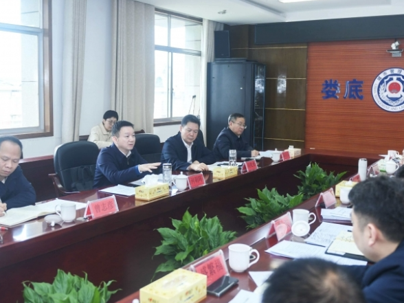 何朝晖：以“五化”为抓手 提升城市治理效能和服务水平