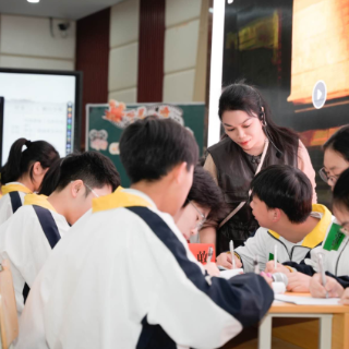 赵亮亮：扎根讲台二十年 她把美育种进孩子心里