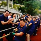 厅干班六战六捷夺冠 科干班“面罩战术”吸睛 | 湖南省委党校秋季学期基本培训班次趣味拔河赛活力开赛