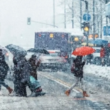 强降雪来袭！请提前收好这份暴雪天气安全行车指南