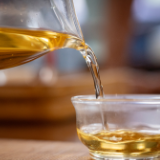 万千气象看云南｜云南凤庆：春茶开采 茶香四溢