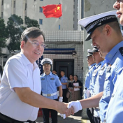 省市工商联走访慰问长沙公安机关基层一线单位