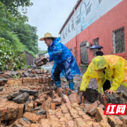 赫山区会龙山街道：闻讯而动清塌方 紧急处置保畅通