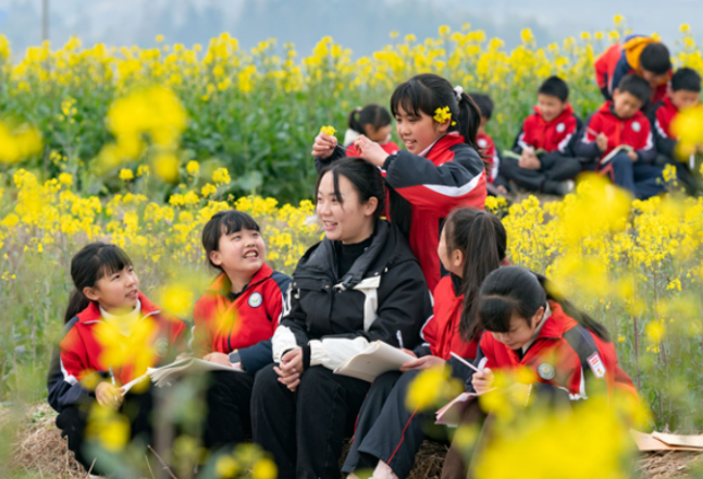 人民的代表丨李柏霖：深耕乡村教育，做孩子梦想的“呵护者”