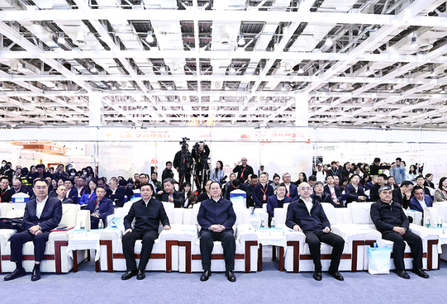 湖南文学周暨第四届岳麓书会启幕 张宏森毛伟明共同启动