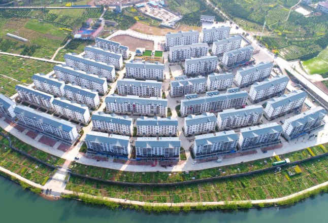 融入城镇，安居乐业——湖南麻阳搬迁家园里的幸福“蝶变”