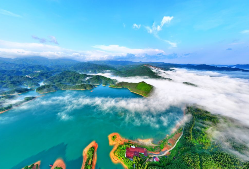 湖南常宁：天堂湖景美如画