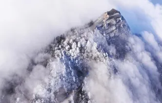 湖南衡阳：雾凇云海引游人