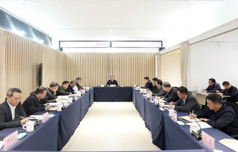 毛伟明调研建设中的湘江创新馆