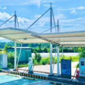 “五一”假期湖南高速充电车位增六成，超充“一秒一公里”