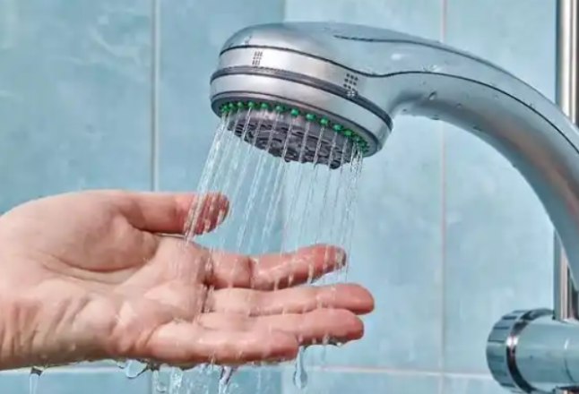 夏天洗冷水澡，更容易降温？