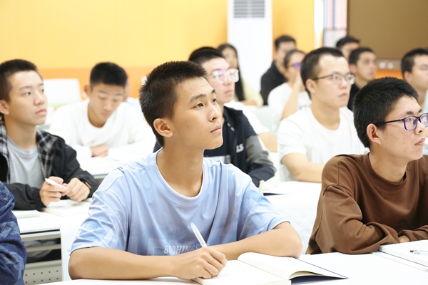 微信图片_20251016205633.jpg 微信图片_20251016205633.jpg