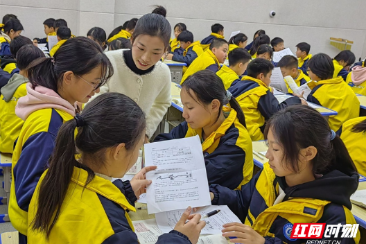 汝城县思源实验学校开展教学比武活动