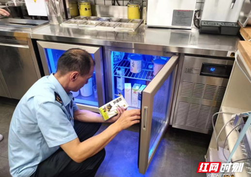 北湖区燕泉街道：开展食品安全检查 守护师生“舌尖上的安全”
