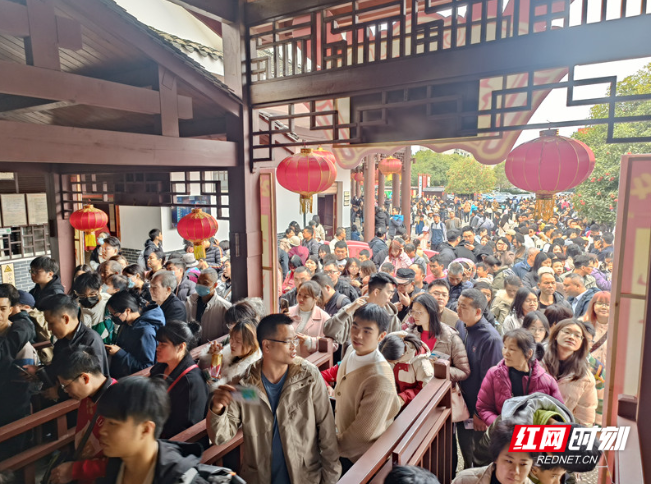 消费总额5.79亿元  龙年春节郴州旅游实现“开门红”