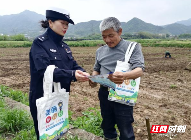 苏仙区：田间地头唠安全 播种知识助农忙