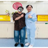 时隔4年家乡重逢 湖南省肿瘤医院护士解患者水肿困扰
