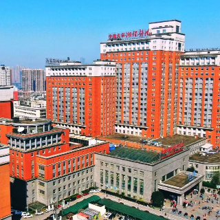 中南大学湘雅医院启动粉红丝带月公益活动及乳腺癌义诊