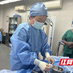 从塞拉利昂手术室到女儿画纸：援塞护士洪源的双重坚守