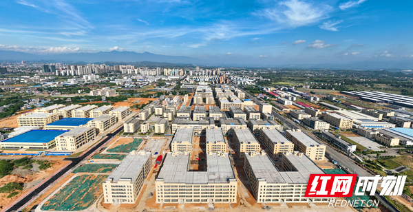 二、点石成金 现代产业大发展 (15)_副本.jpg 二、点石成金 现代产业大发展 (15)_副本.jpg