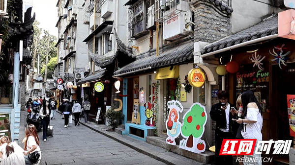 张 街道.jpg