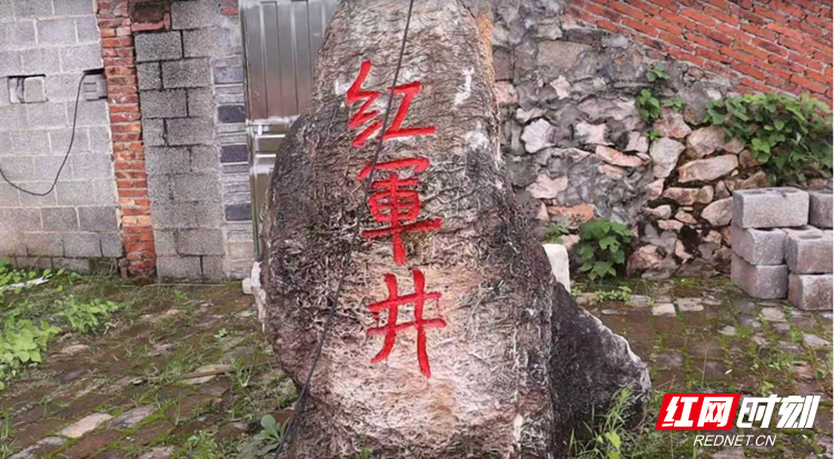 湖大 3.jpg