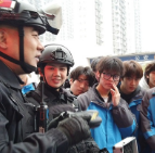 跨越千里 南北雷锋派出所在同一块屏幕相遇