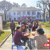资兴：开展“爱满重阳·情暖夕阳”关爱老人活动