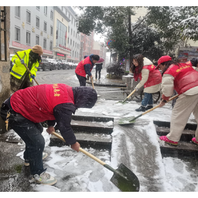 北湖区福泉社区： “汗水磨刀”为民“披荆斩棘”