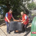 北湖区燕泉街道：清理河道垃圾 守护美好环境