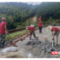 汝城县西边山村：干群同心抓好灾后重建工作