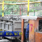 视频 | 湖南有色新田岭钨业： 智能机械臂坐镇“井下” 采矿迈入“指尖”时代