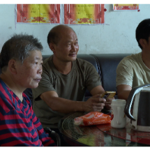 孝心可嘉!兄弟辞职回乡守护瘫痪母亲12年