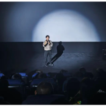 全程高能!“也so脱口秀”在北湖“笑”力全开