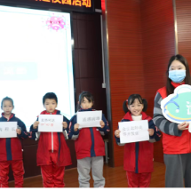 从病房到社会:一名儿科住培医师的医学人文“升维”实践