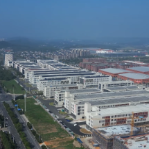 郴州高新区：打出“住行学岗”服务组合拳 让务工人员安居乐业