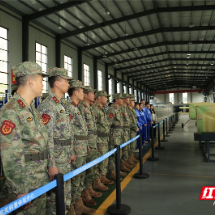 桂阳：人武部民兵、学生走进航空科普体验中心 传承航天精神