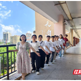 以心为灯育桃李 智慧领航促成长